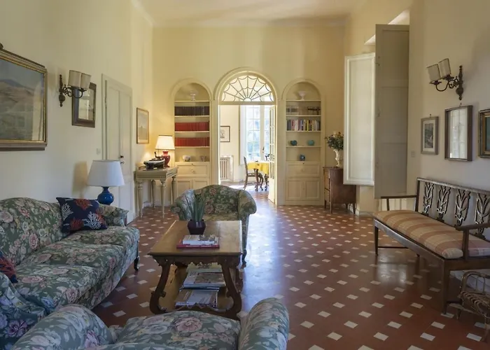 Villa Eden - Teloni Forte dei Marmi